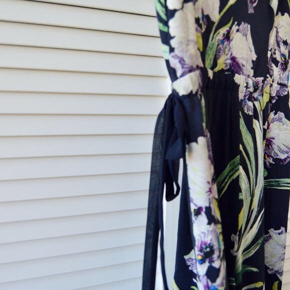 Club Monaco Size 2 Floral Sohrab Jumpsuit | Size 2 - Picture 5 of 10